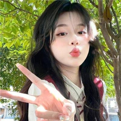 好莱坞诈骗女王